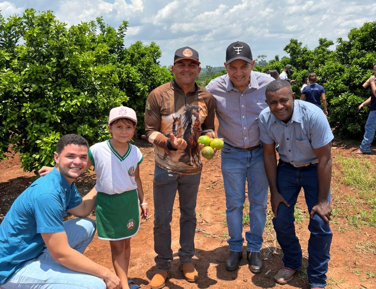 Vereadores prestigiam o II Rural Tec 2025 no Distrito de Terra Roxa.