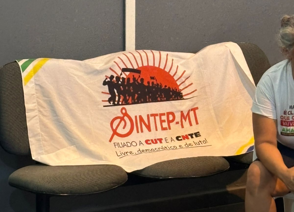 Vereadores se reúnem com a Diretoria da Sintep - Subsede Juína para discutir sobre o piso salarial e plano de carreira dos profissionais da Educação.